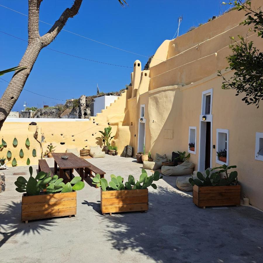 Caval II Hotel Fira  Bagian luar foto
